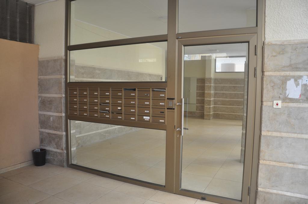 Sky Home Apartment Jabotinsky 8 Bat Yam Exterior photo